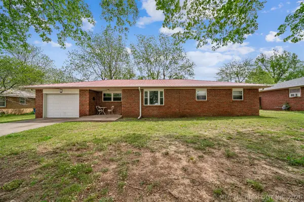 531 S Pecan Street, Nowata, OK 74048
