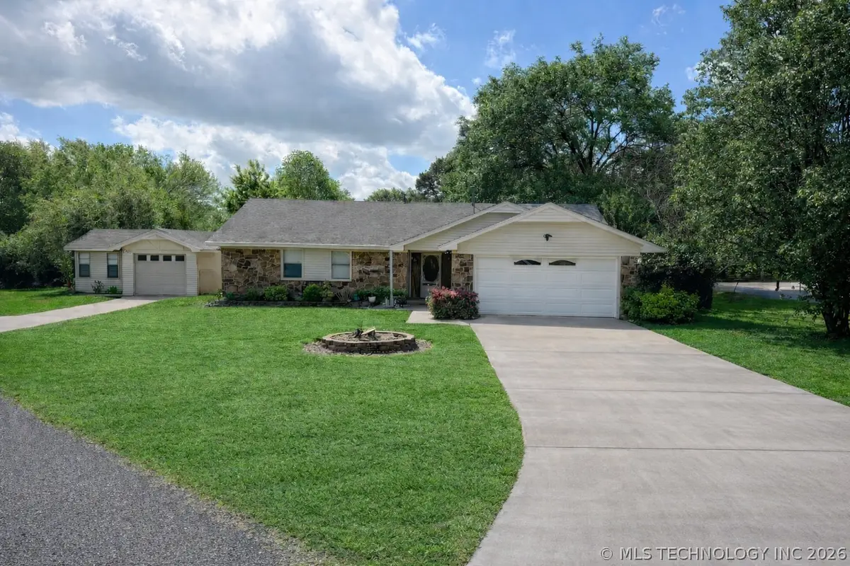 20 Brookwood Drive, Eufaula, OK 74432 - #1