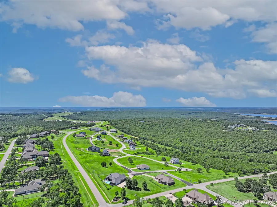 21 Catalina Boulevard, Sperry, OK 74073 - #2