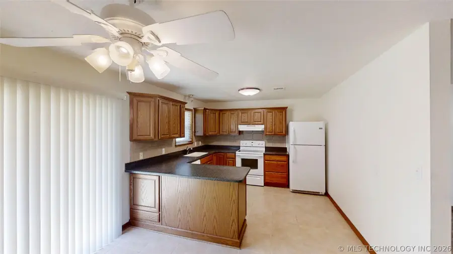 102 South Street, Mannsville, OK 73447 - #2