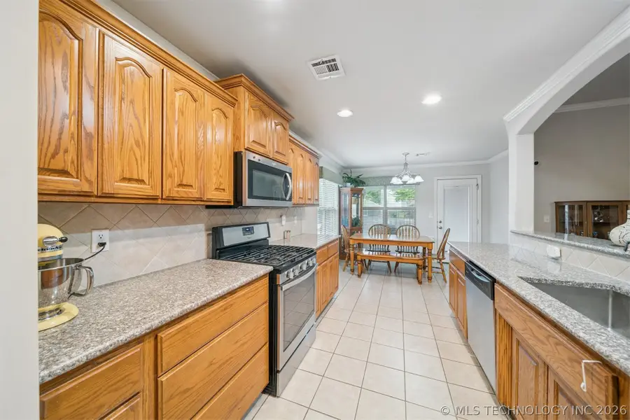 9905 N 103rd East Avenue, Owasso, OK 74055 - #3