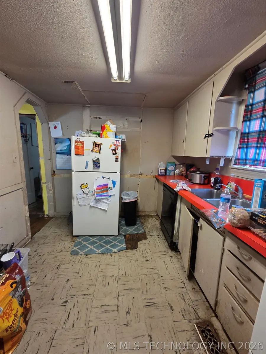 1623 SW Jennings, Bartlesville, OK 74003 - #3