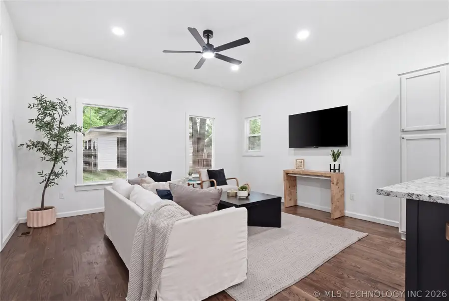 1812 W Reconciliation Way, Tulsa, OK 74127 - #3