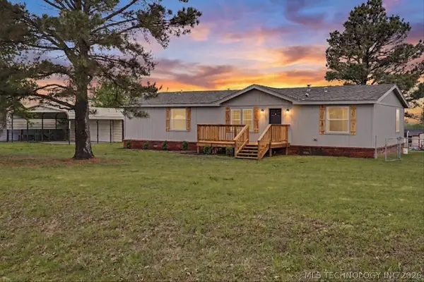 14042 S Crestview Road, Oologah, OK 74053