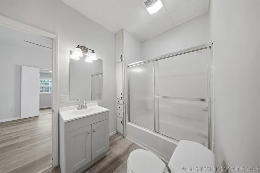 302 W Maple Street, Cushing, OK 74023 - #2