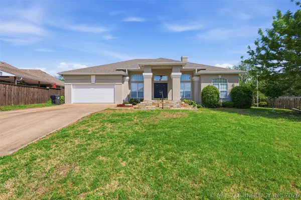 302 Larsh Lane, Ada, OK 74820