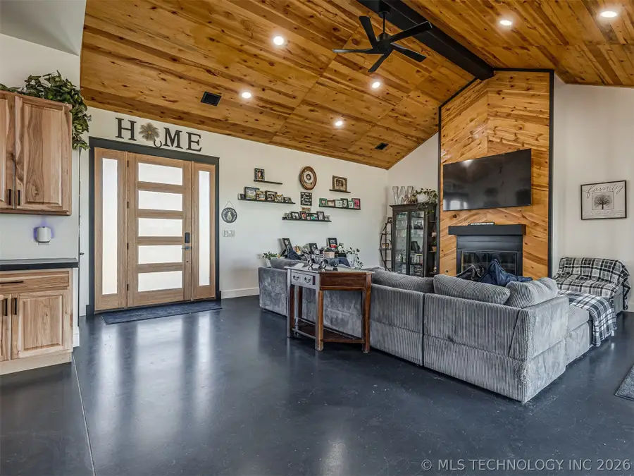 16810 E 520 Road, Claremore, OK 74019 - #3