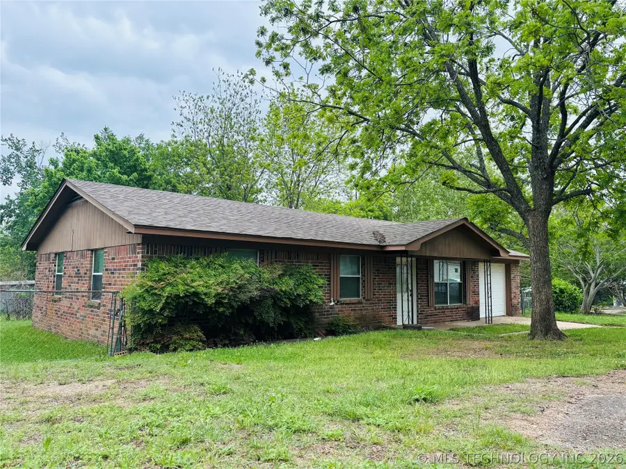 818 N J. Street, Hugo, OK 74743 - #2