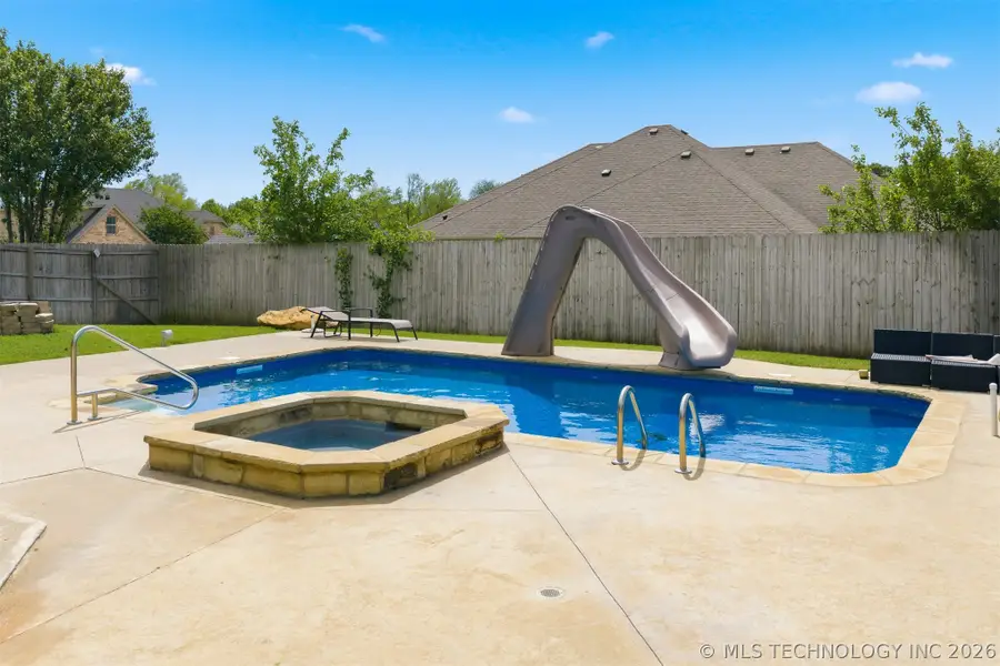 412 Wandering, Ardmore, OK 73401 - #2