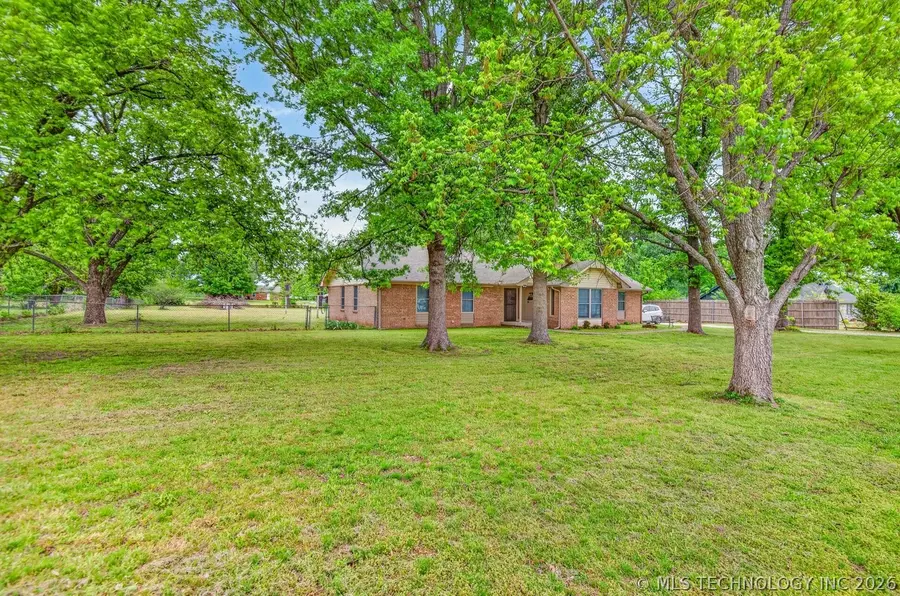 20805 S 4110 Road, Claremore, OK 74019 - #2