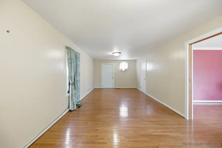 409 N Ridgeway Street, Sapulpa, OK 74066 - #3