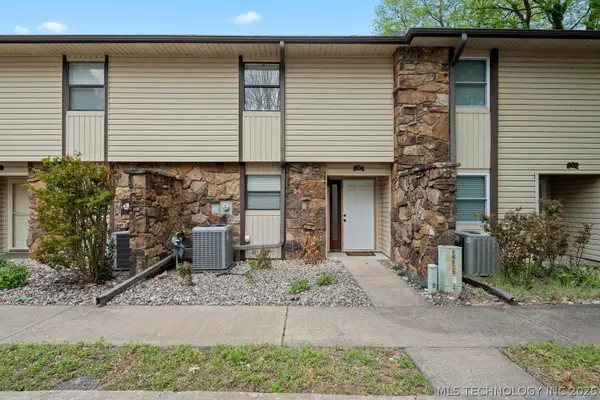 804 N 46th Street, Grove, OK 74344