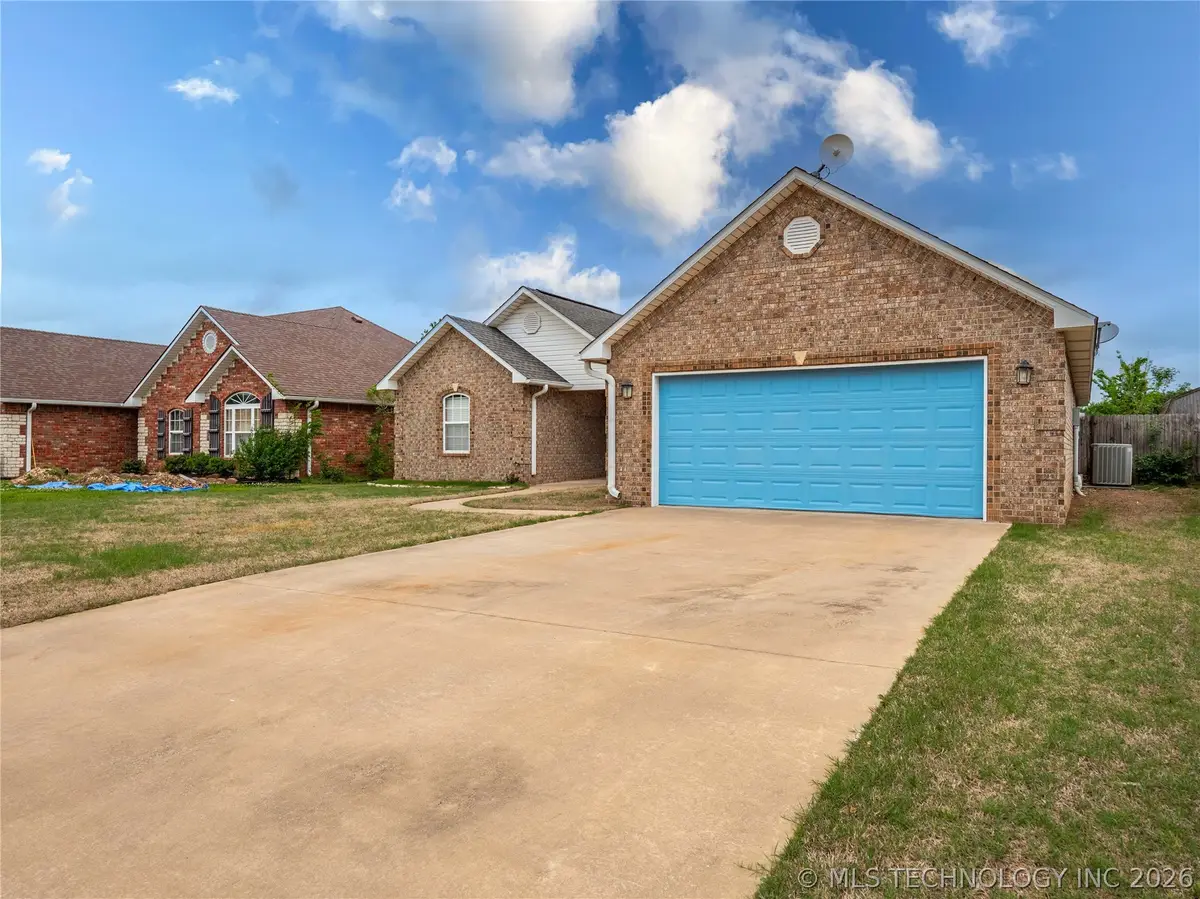 1407 Sweetgum, McAlester, OK 74501 - #1