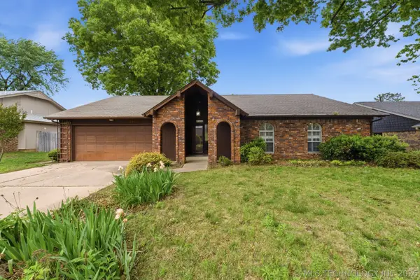 7025 E 77th Street, Tulsa, OK 74133