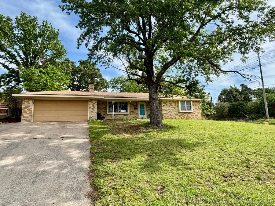 513 E Polk Avenue, McAlester, OK 74501 - #2