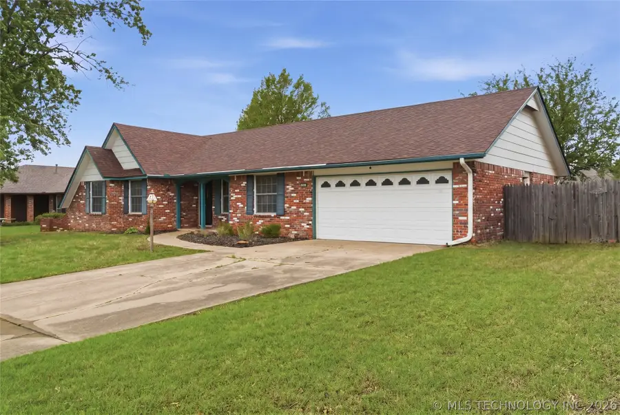 2616 W Commercial Street, Broken Arrow, OK 74012 - #3