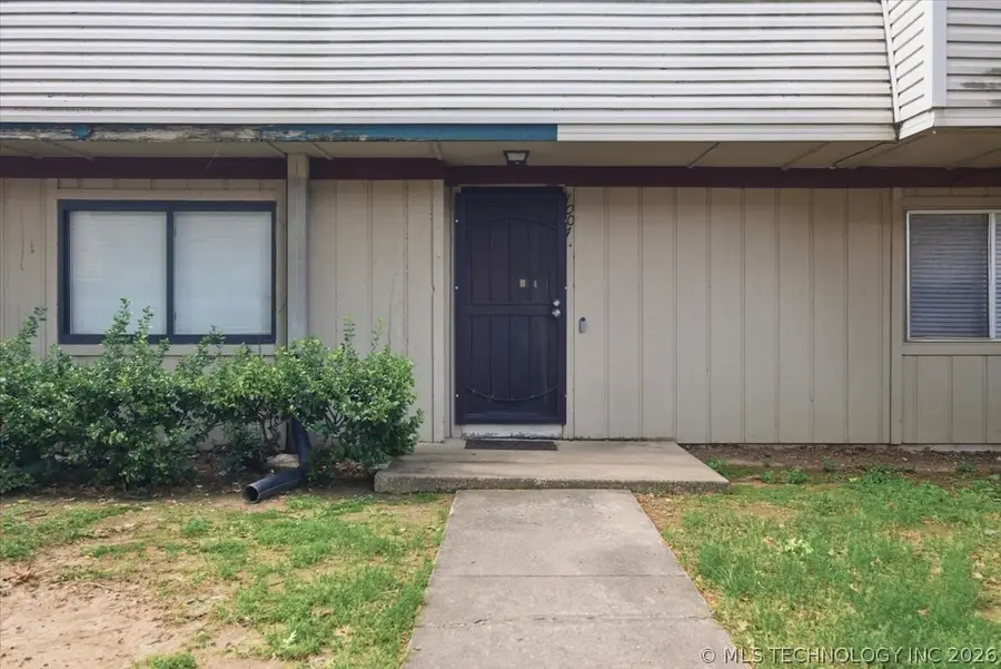 2215 E 66th Place S #10B6, Tulsa, OK 74136 - #2