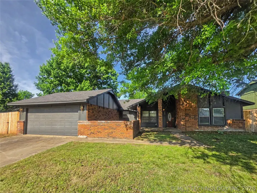 303 E Gawf Lane, Muskogee, OK 74403 - #2