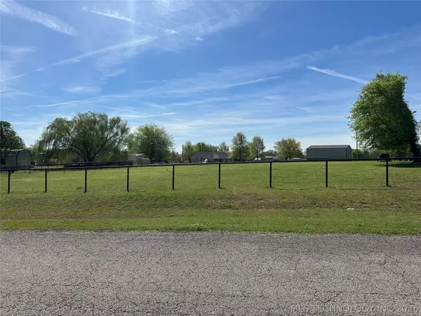 25 Chestnut Street, Claremore, OK 74019