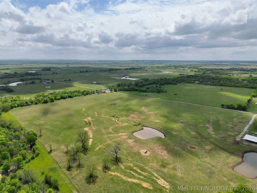 28 S 194th Street W, Council Hill, OK 74428 - #2