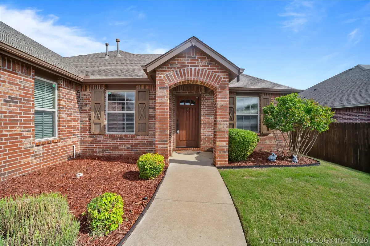 7407 E 84th Street N, Owasso, OK 74055 - #1