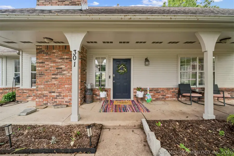 301 S 62nd Street, Broken Arrow, OK 74014 - #3