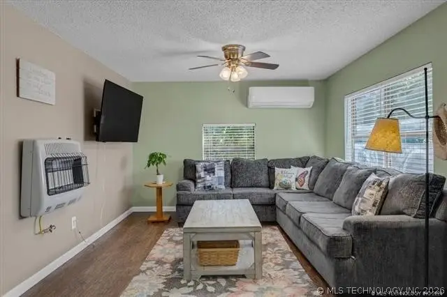 620 W Georgia Street, Durant, OK 74701 - #2