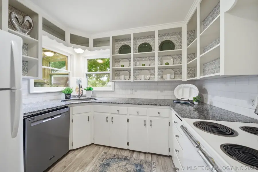 5142 S Trenton Avenue, Tulsa, OK 74105 - #3