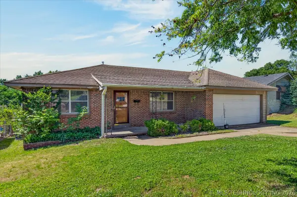 129 Fleetwood Place, Bartlesville, OK 74006