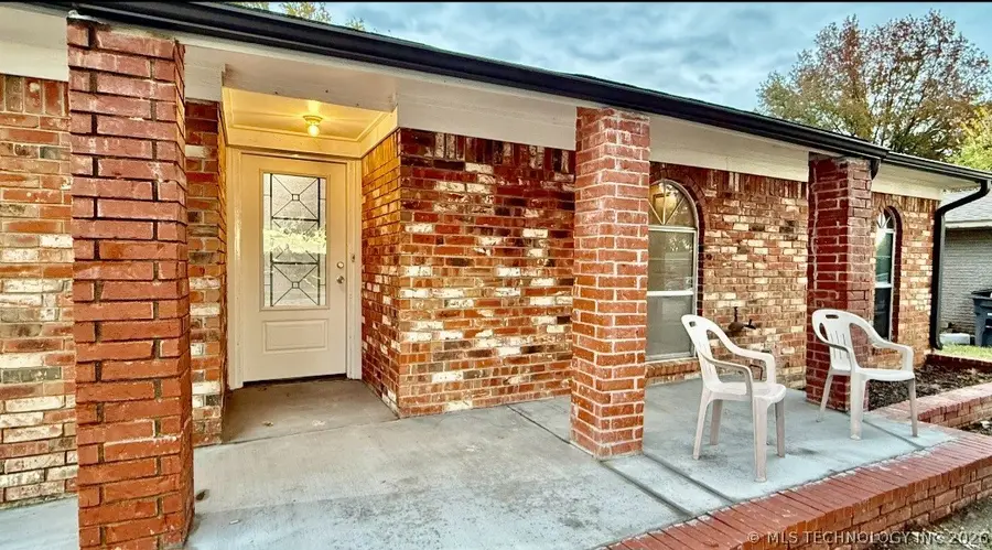 2511 S 121st East Avenue, Tulsa, OK 74129 - #2