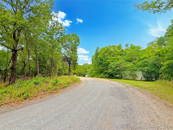 6 Oak Lane, Eufaula, OK 74432