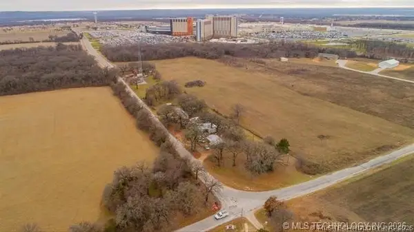21038 Merle Wolfe Road, Marietta, OK 73459