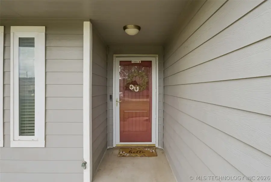 25406 S Valley Drive, Claremore, OK 74019 - #3