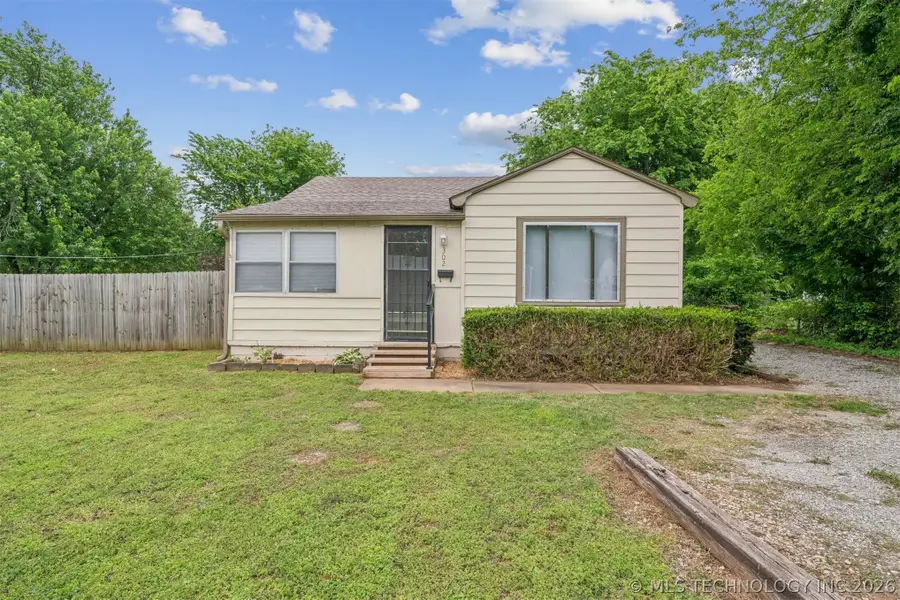 302 W 42nd Street, Sand Springs, OK 74063 - #2