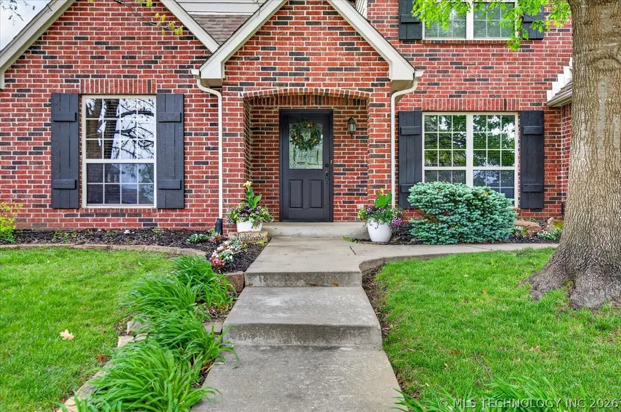 1208 Larkspur Drive, Bartlesville, OK 74006 - #2