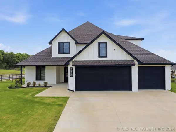 18951 E Orchard Circle, Catoosa, OK 74015