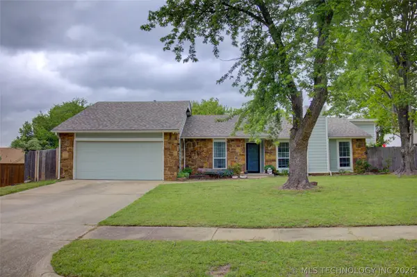 211 W 114th Court S, Jenks, OK 74037