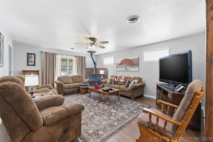 707 W Caddo Street, Cleveland, OK 74020 - #3