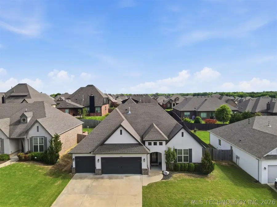 5982 E 143rd Street S, Bixby, OK 74008 - #2