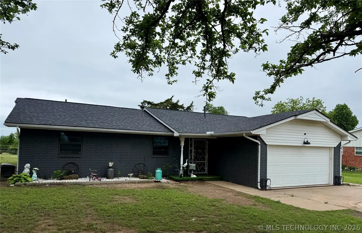 1101 Wade Wells Drive, Henryetta, OK 74437 - #1