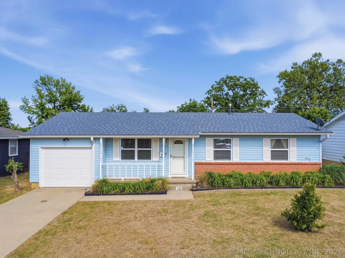 733 N Moccasin Street, Sapulpa, OK 74066 - #1