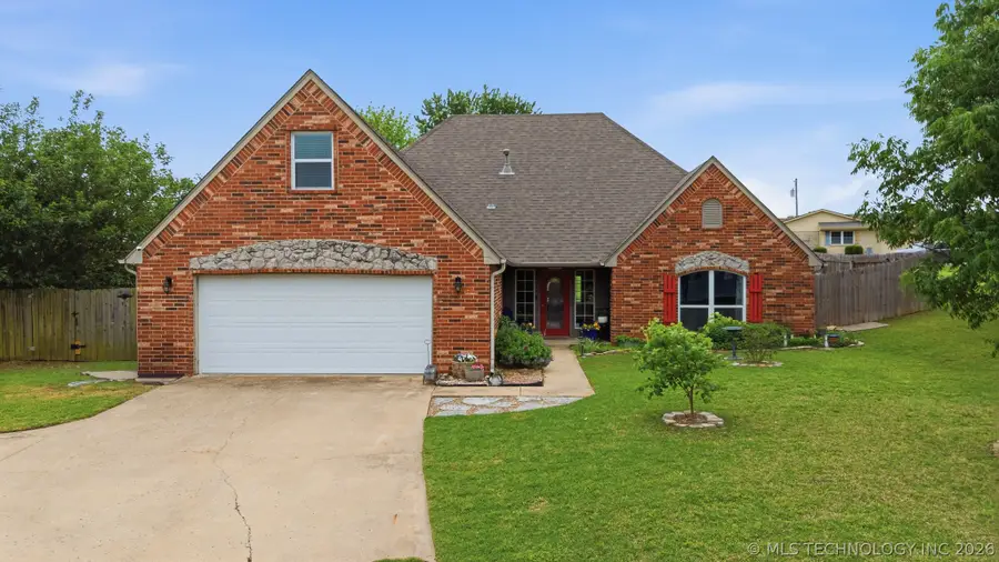 8012 Cottonwood Avenue, Claremore, OK 74019 - #3