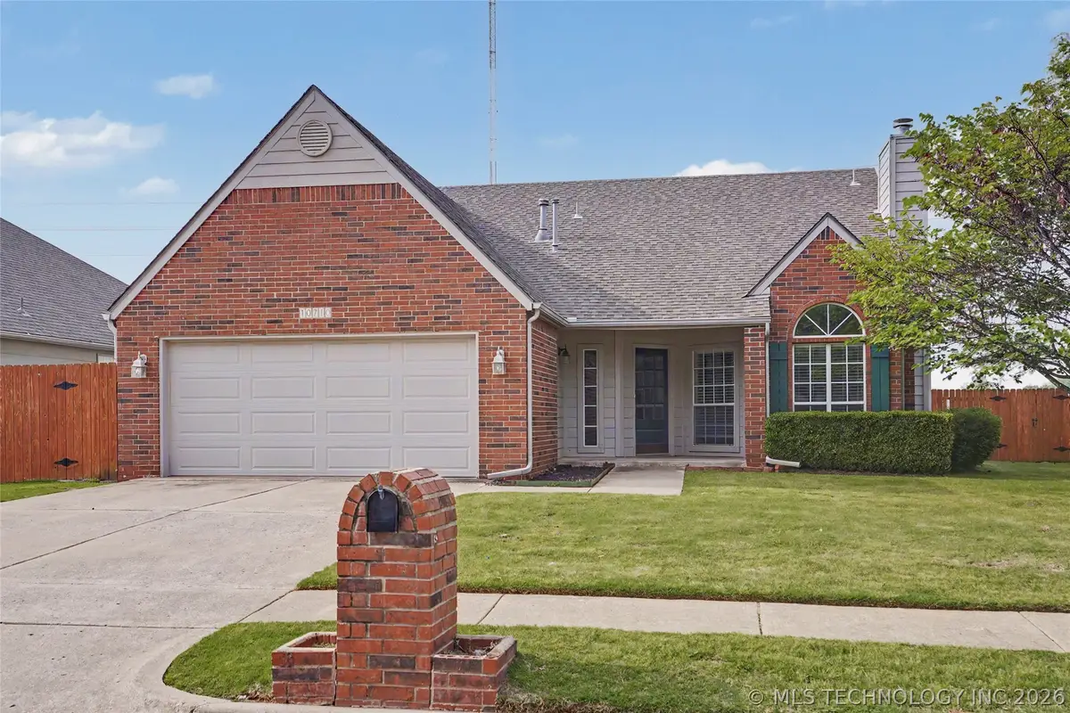 10710 E 115th Place S, Bixby, OK 74008 - #1