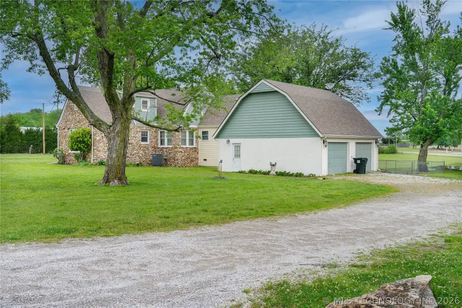 17809 E 114th Street N, Owasso, OK 74055 - #2