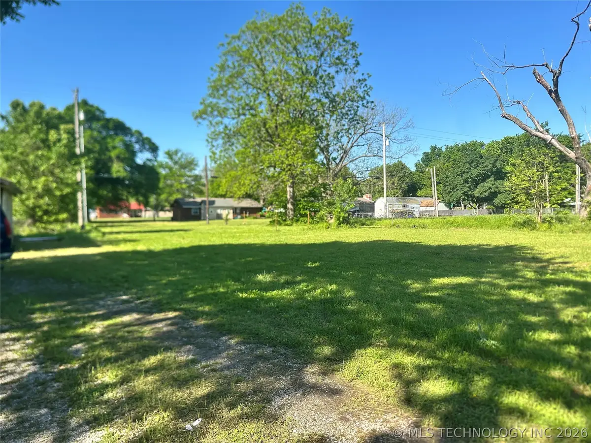 522 W 6th Street, Chelsea, OK 74016 - #1