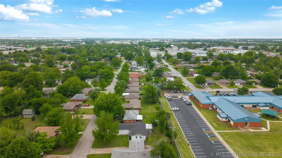 527 S 108th East Avenue, Tulsa, OK 74128 - #3