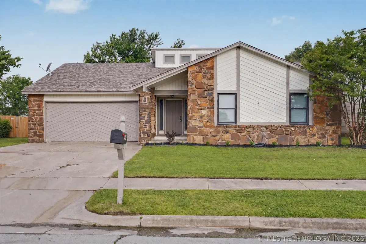 8426 N 117th East Avenue, Owasso, OK 74055 - #1