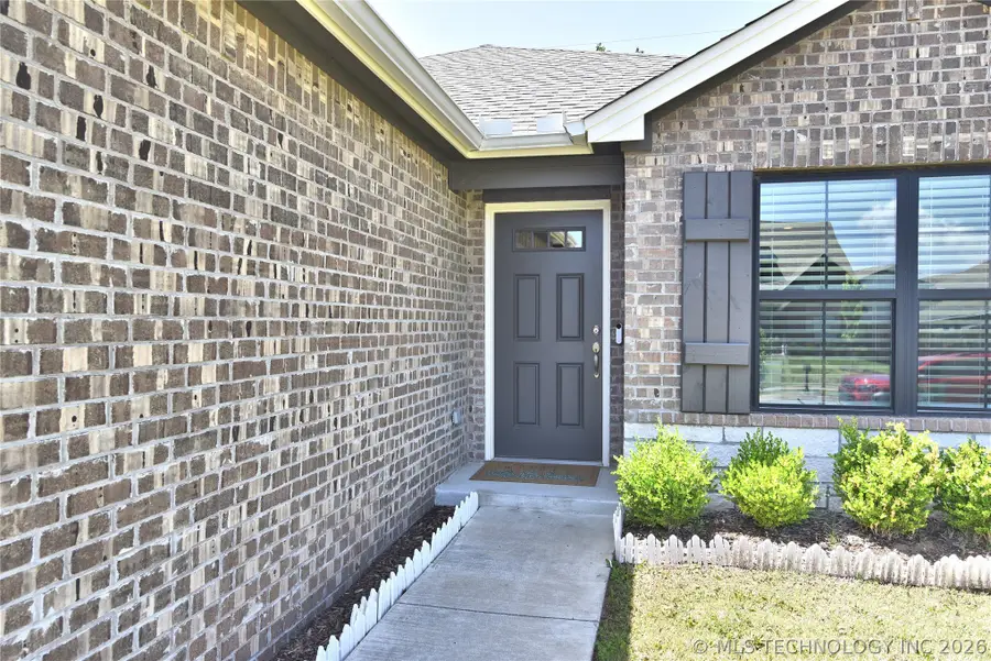 13916 S Quincy Street, Glenpool, OK 74033 - #3