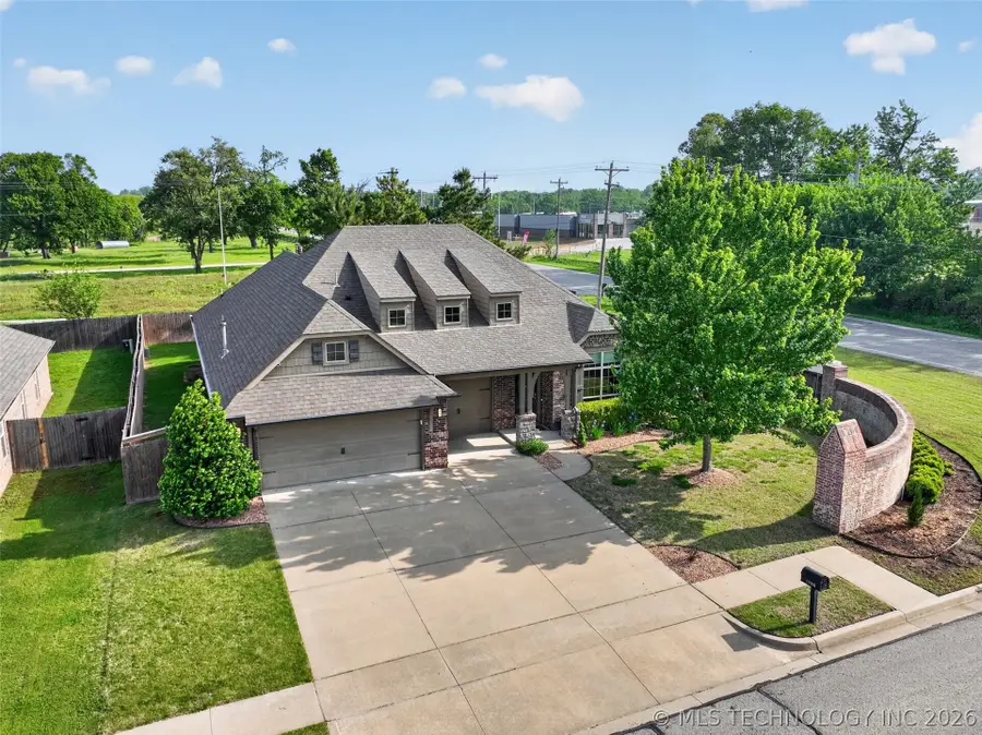 1955 E 136th Street S, Glenpool, OK 74033 - #2