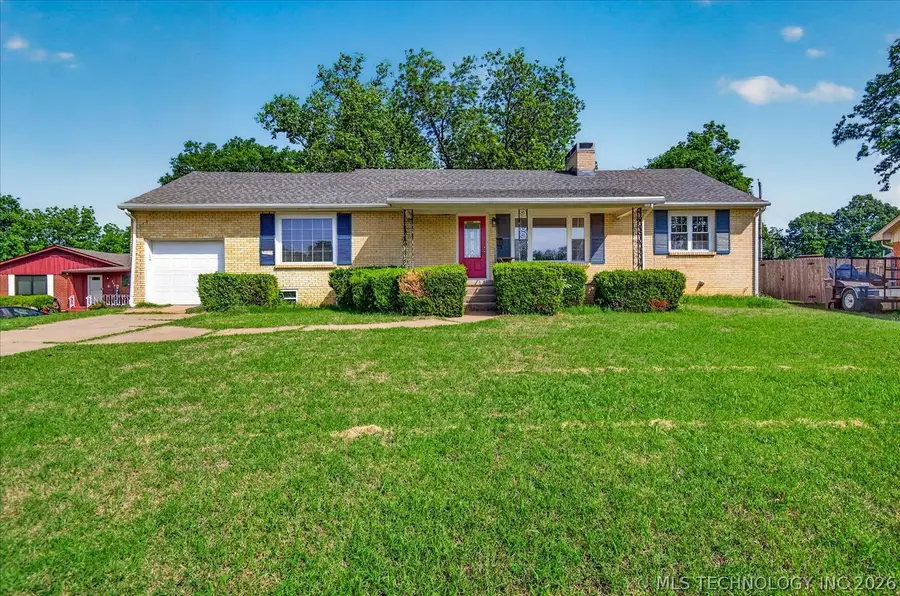 140 Fleetwood Place, Bartlesville, OK 74006 - #2